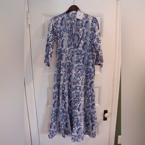 Chic Blue and White Floral Long Sleeve Dress